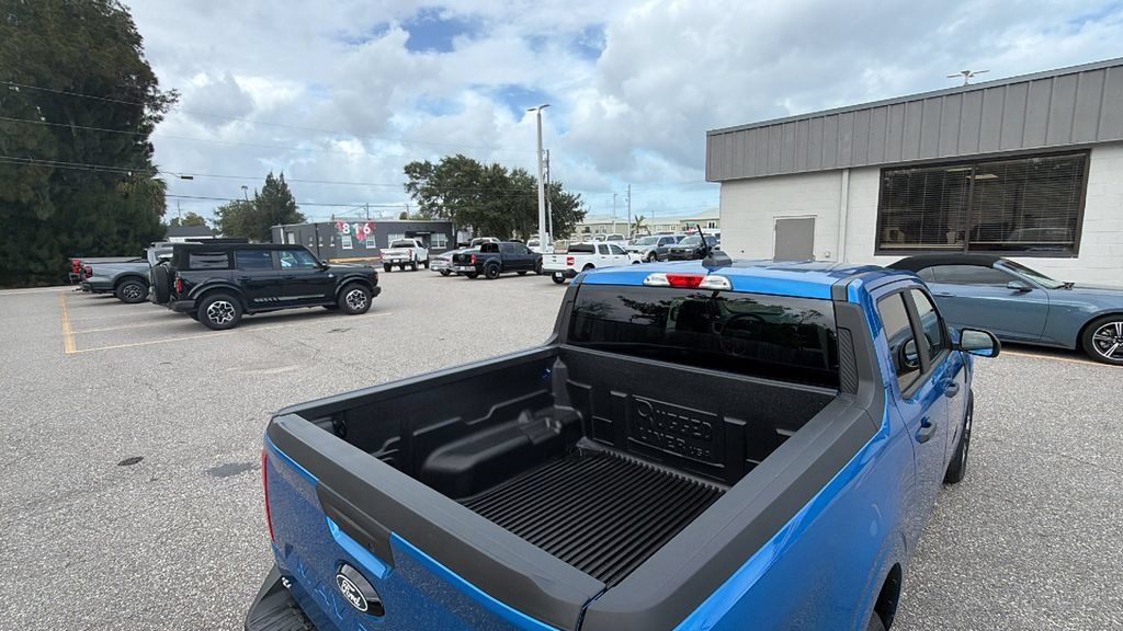 Used 2026 Ford Maverick XLT AWD/4WD image 12