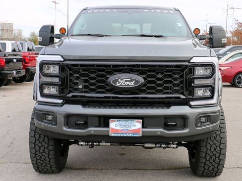 New 2026 Ford F250 Lariat w/ Black Appearance Package image 3