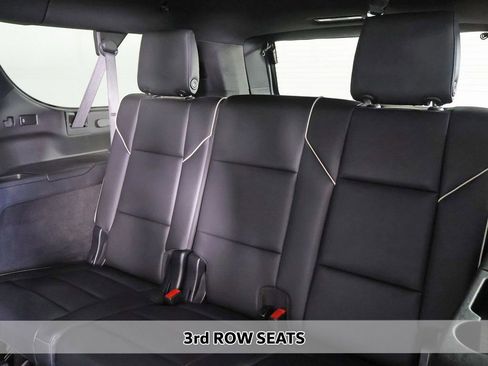 Used 2023 Cadillac Escalade ESV Premium Luxury w/ Performance Package AWD/4WD image 11