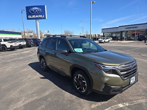 New 2026 Subaru Forester Touring AWD/4WD image 2