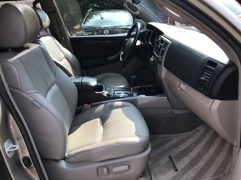 Used 2008 Toyota 4Runner Limited AWD/4WD image 28