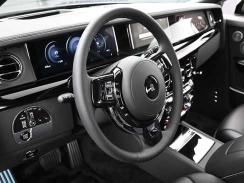New 2027 Rolls-Royce Phantom Extended Wheelbase RWD image 16