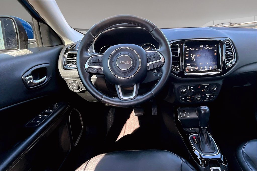 Used 2018 Jeep Compass Limited w/ Navigation Group FWD image 5