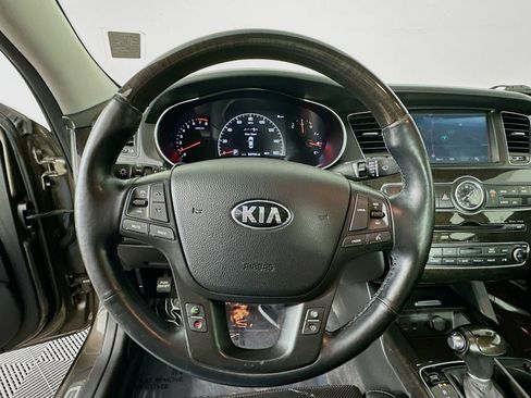 Used 2014 Kia Cadenza Premium w/ Luxury Package image 12
