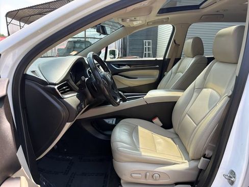 Used 2019 Buick Enclave Essence AWD/4WD image 10