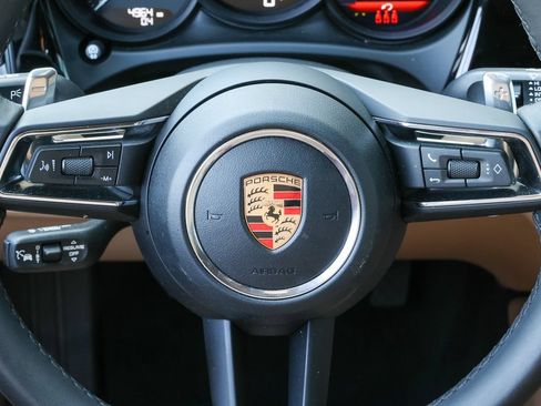 Certified 2026 Porsche Macan AWD/4WD image 28