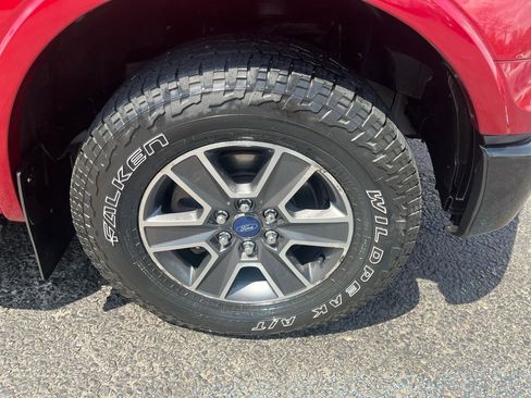 Used 2017 Ford F150 XLT w/ Equipment Group 302A Luxury AWD/4WD image 12
