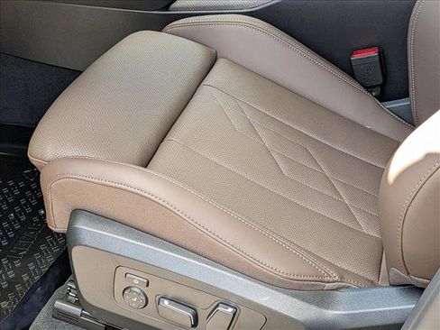 Used 2026 BMW X3 xDrive30 w/ Convenience Package image 4