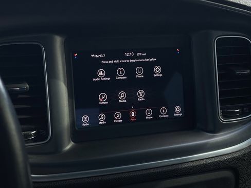 Used 2020 Dodge Charger SXT image 14