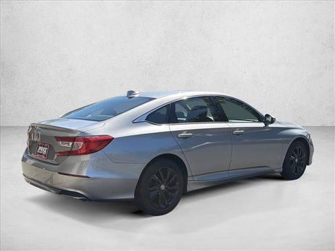 Used 2019 Honda Accord LX image 5