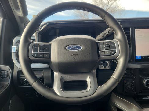 Certified 2025 Ford F350 Lariat w/ Black Appearance Package image 10