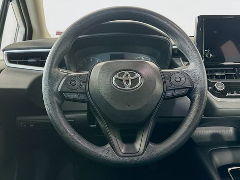Used 2024 Toyota Corolla LE FWD image 17