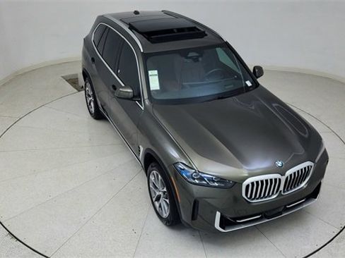 Used 2026 BMW X5 sDrive40i image 76