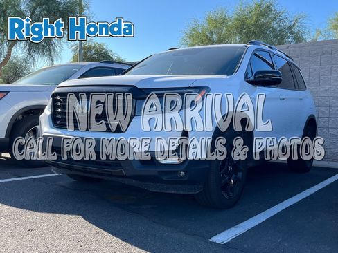 Used 2024 Honda Passport Black Edition image 1