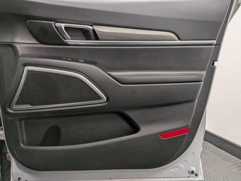 Used 2024 Kia Telluride EX X-Line image 27