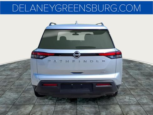 Used 2025 Nissan Pathfinder SV AWD/4WD image 4