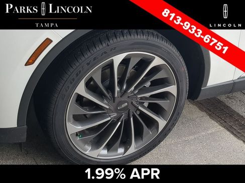 Certified 2026 Lincoln Aviator Reserve w/ Luxury Package RWD image 12