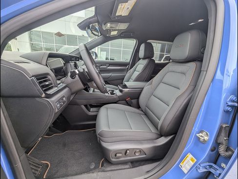 New 2026 GMC Terrain AT4 AWD/4WD image 12