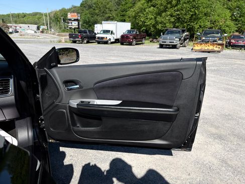 Used 2012 Chrysler 200 S FWD image 23