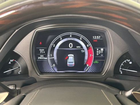 Used 2022 Lexus LS 500 w/ Interior Upgrade Package RWD image 29