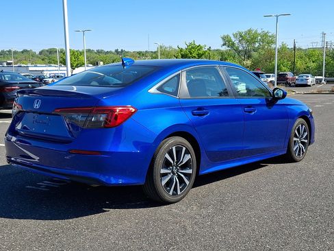 Certified 2024 Honda Civic EX image 6