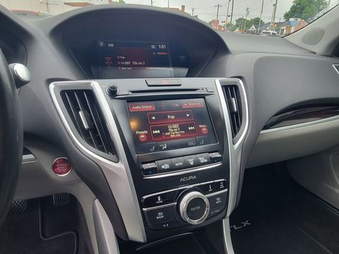 Used 2015 Acura TLX FWD image 25