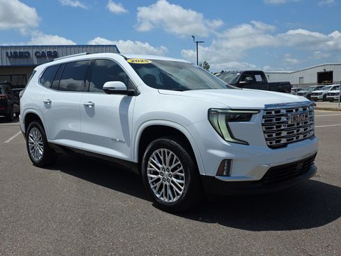 Used 2025 GMC Acadia Denali FWD image 7