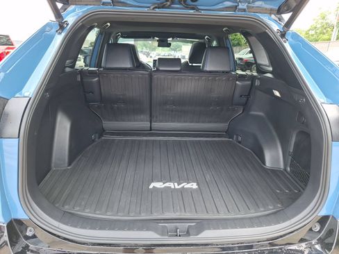 Used 2022 Toyota RAV4 XSE AWD/4WD image 37