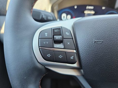 New 2026 Ford Explorer Active AWD/4WD image 19