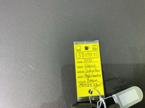 Used 2021 Chevrolet Suburban High Country w/ Premium Package image 56