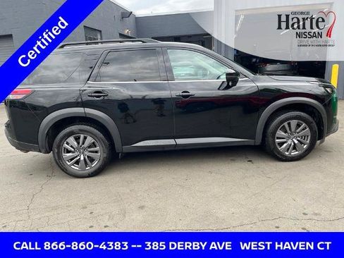 Certified 2025 Nissan Pathfinder SV AWD/4WD image 6