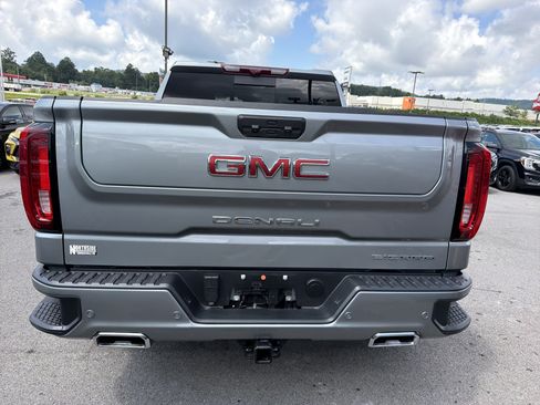 Used 2024 GMC Sierra 1500 Denali w/ Denali Reserve Package AWD/4WD image 9