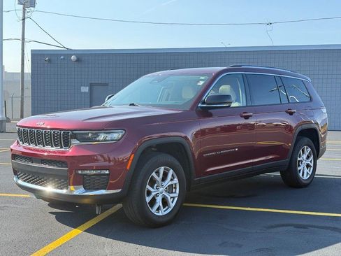 Used 2021 Jeep Grand Cherokee L Limited AWD/4WD image 9