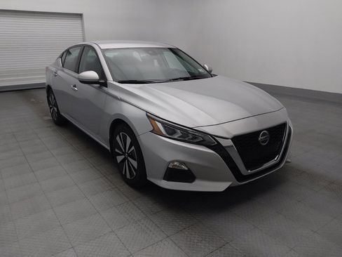 Used 2022 Nissan Altima 2.5 SV FWD image 13