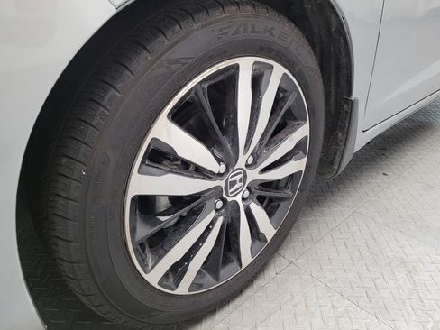 Used 2018 Honda Fit EX-L image 31
