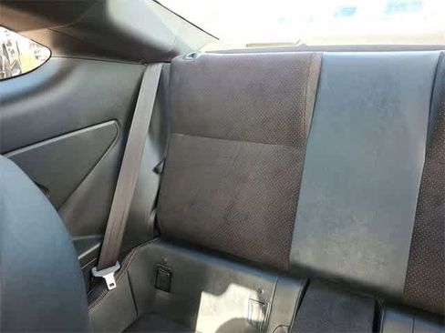 Used 2023 Toyota GR86 10th Anniversary SE image 13