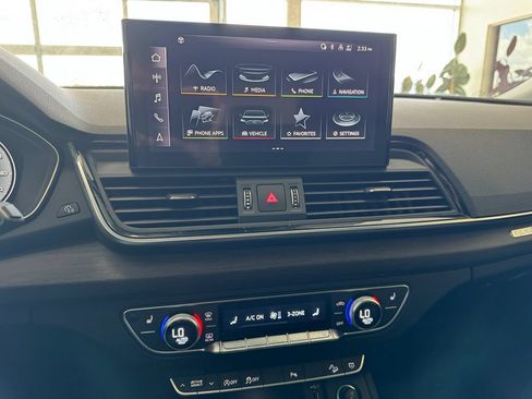 Used 2021 Audi Q5 2.0T Premium Plus AWD/4WD image 21