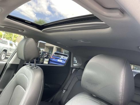 Certified 2023 Hyundai Kona Limited AWD/4WD image 7