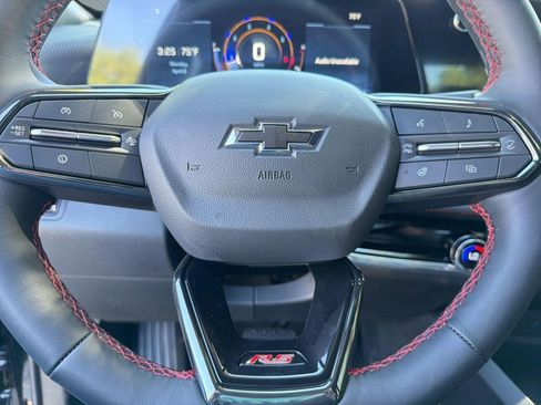 New 2026 Chevrolet Equinox RS image 17