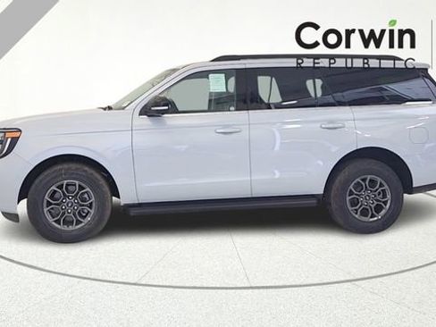 New 2026 Ford Expedition Active AWD/4WD image 4