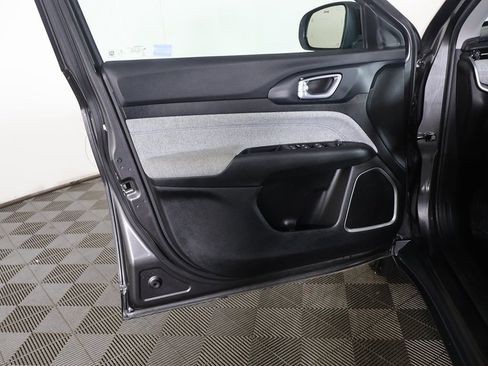 Used 2022 Jeep Compass Latitude image 20