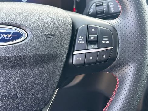 Used 2025 Ford Escape ST-Line FWD image 17