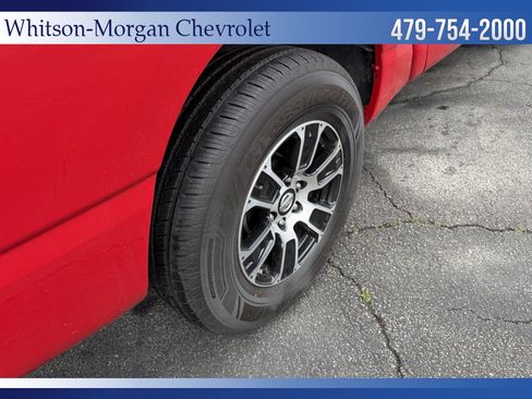 Used 2022 Nissan Titan SV image 36