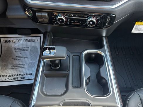 New 2026 GMC Sierra 1500 SLT w/ SLT Premium Plus Package AWD/4WD image 19