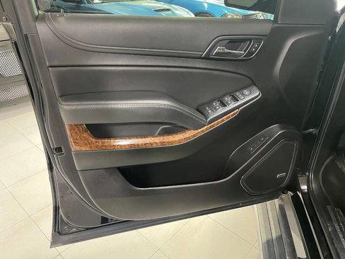 Used 2019 Chevrolet Tahoe Premier w/ Premier Plus Edition image 15