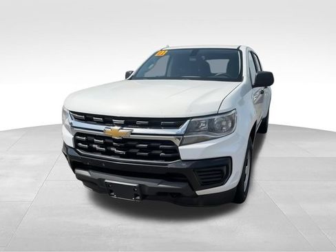 Used 2021 Chevrolet Colorado W/T w/ WT Convenience Package AWD/4WD image 3