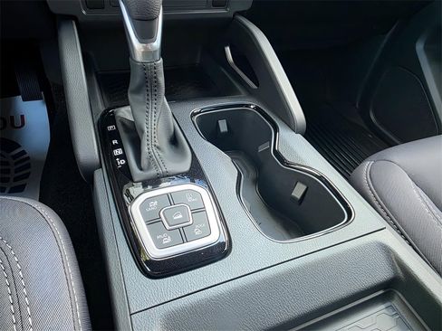 New 2026 Nissan Frontier SV image 30