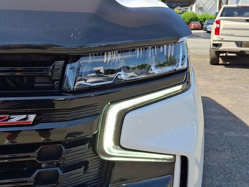 Used 2023 Chevrolet Tahoe Z71 AWD/4WD image 14