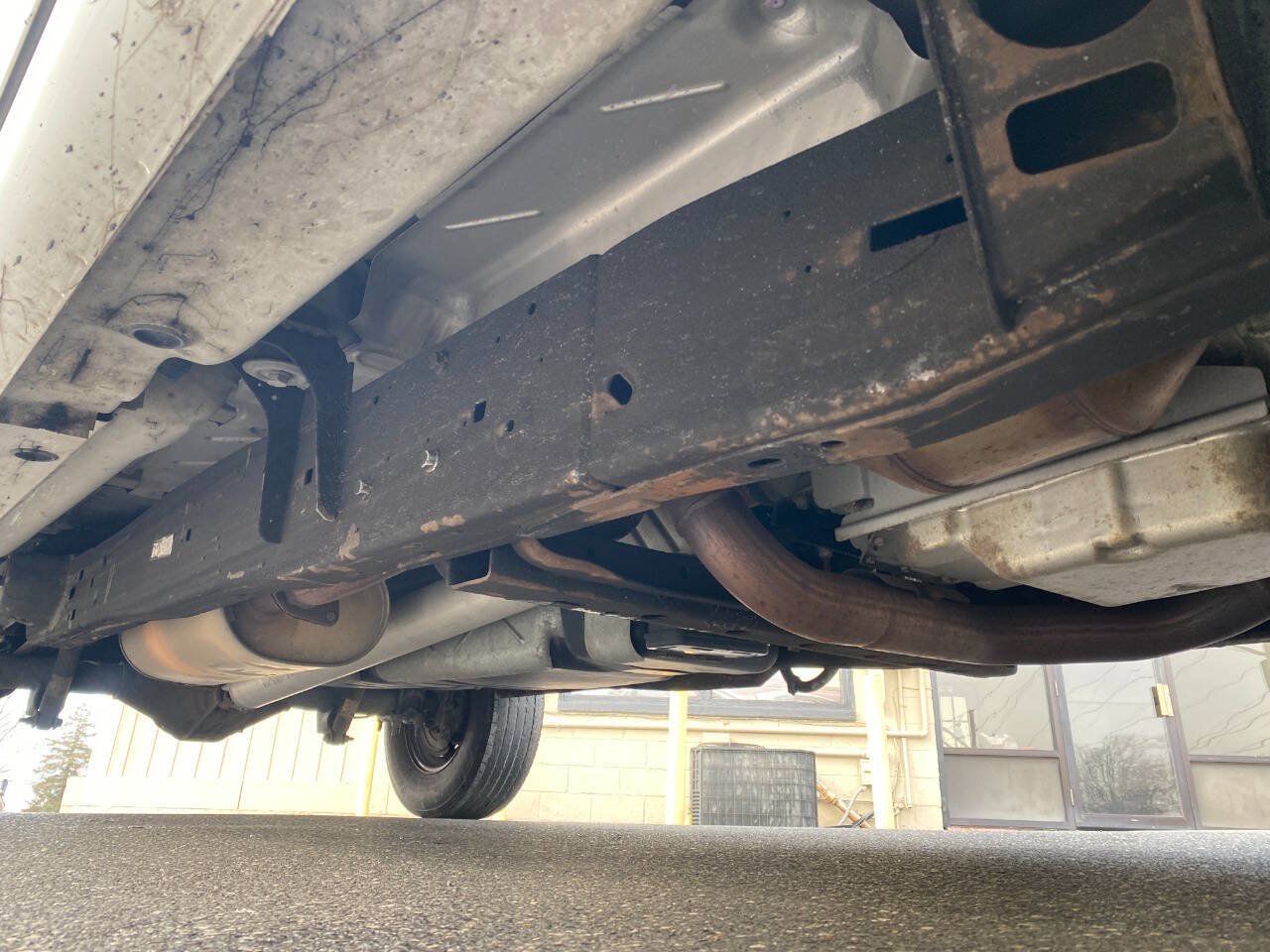 Used 2019 Chevrolet Express 2500 w/ Driver Convenience Package RWD image 27