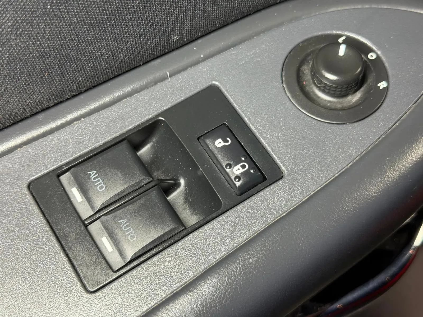 Used 2014 Dodge Challenger R/T RWD image 20